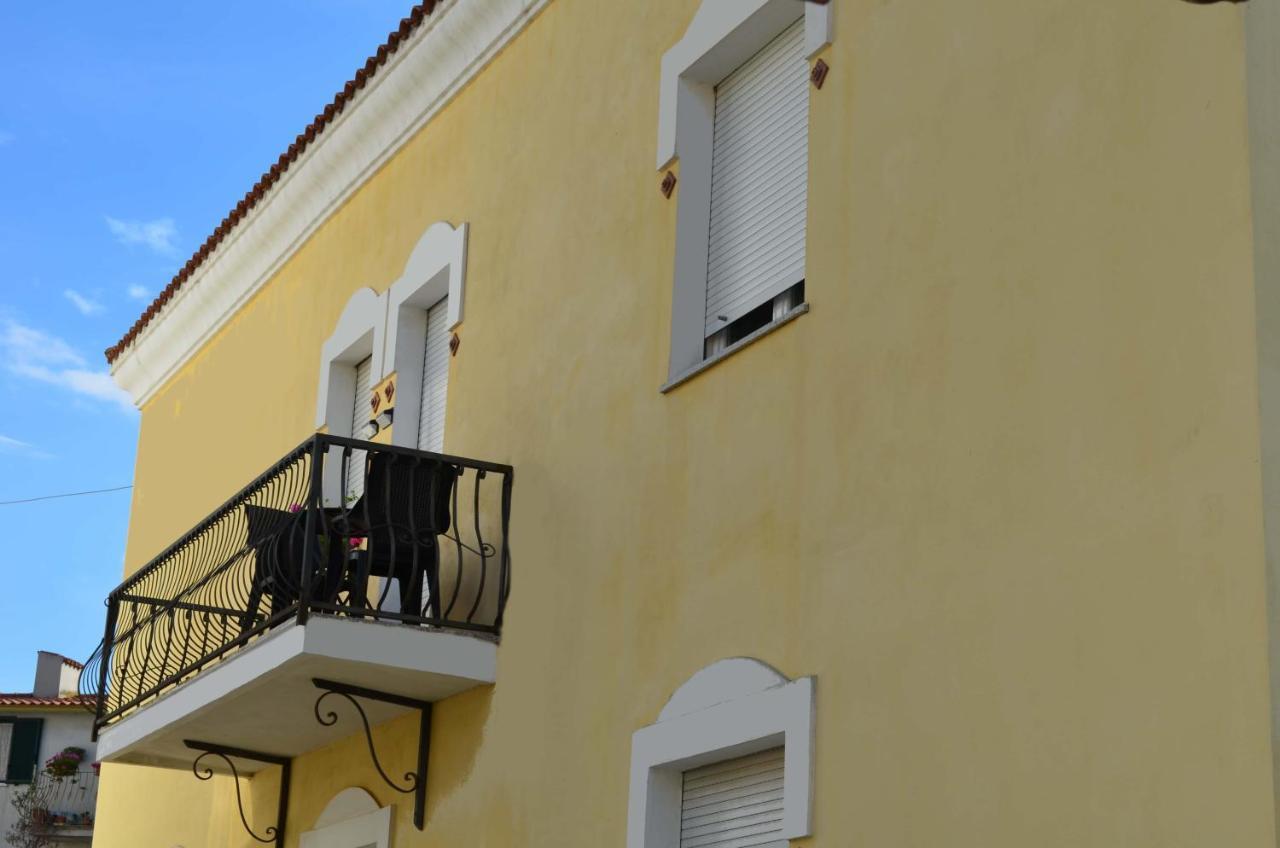 B&B Oliena Dış mekan fotoğraf