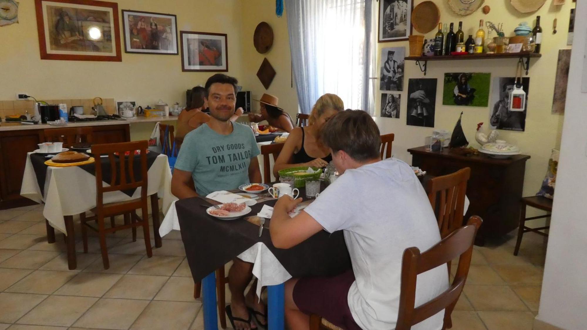 B&B Oliena Dış mekan fotoğraf